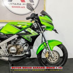 Sangat Istimewa NINJA R 150 2015 Seperti Baru