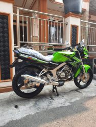 [Barang Antik] Sangat Istimewa NINJA R 150 2015 Seperti Baru